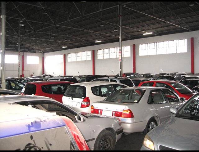 7,677M² WAREHOUSE TO LET IN BLUFF